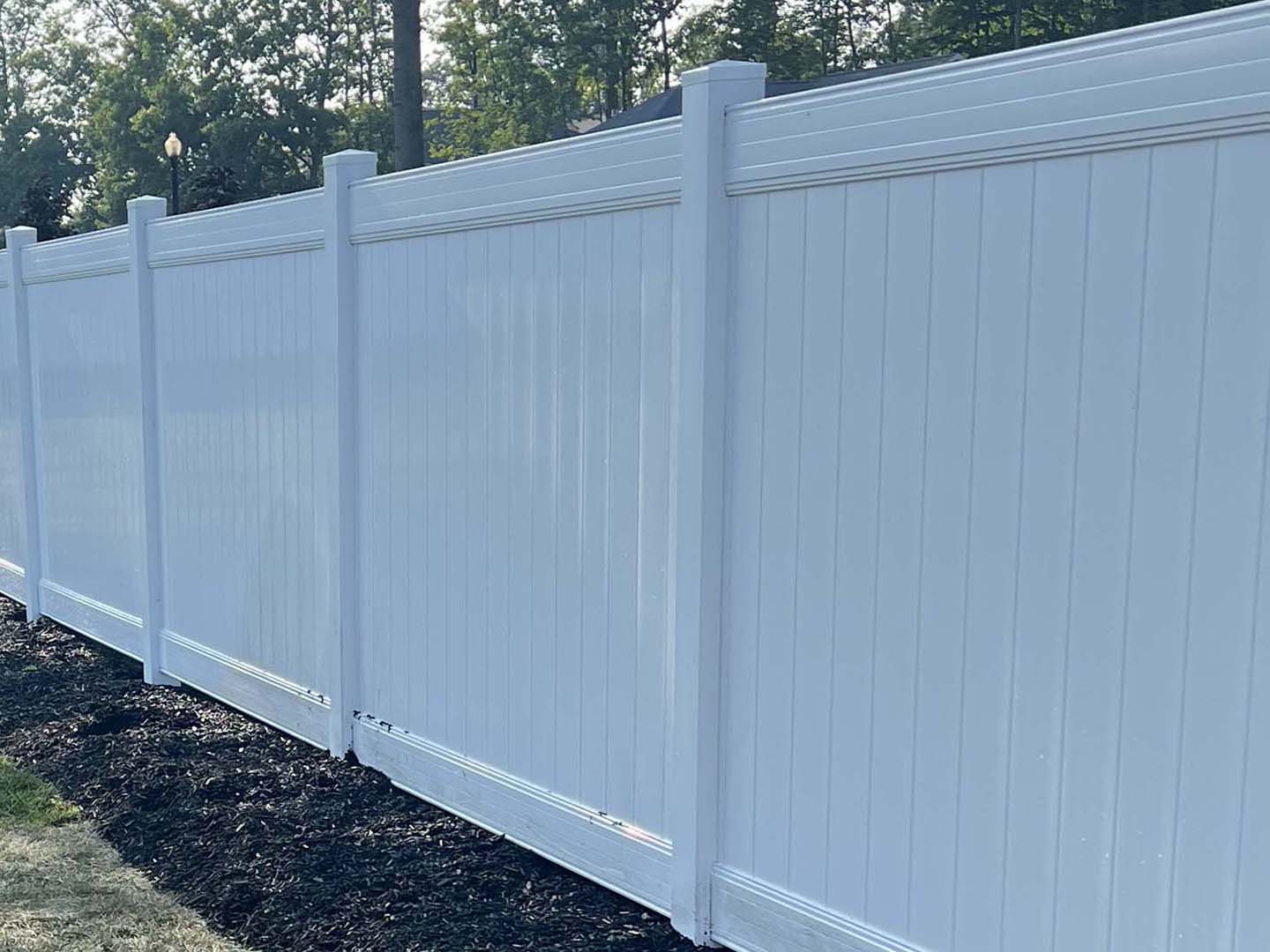 Photo of a Wisconsin vinyl fence