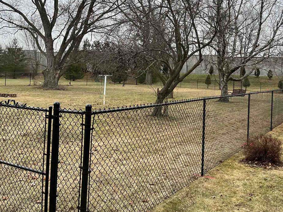 Suamico Wisconsin DIY Fence Installation